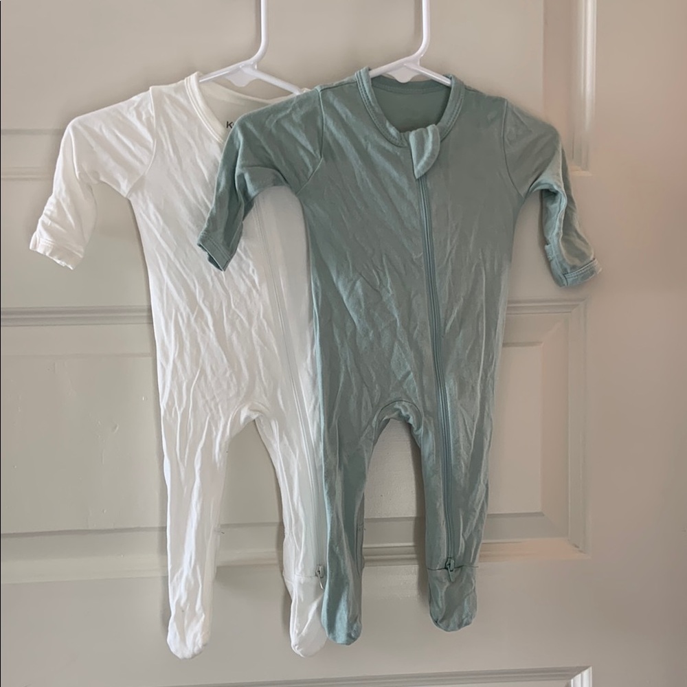 Kyte Baby Newborn Set in White and Green